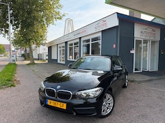 BMW 1-serie - 116i Essential|APK|PDC|STOELVERWARMING|M-VELGEN|