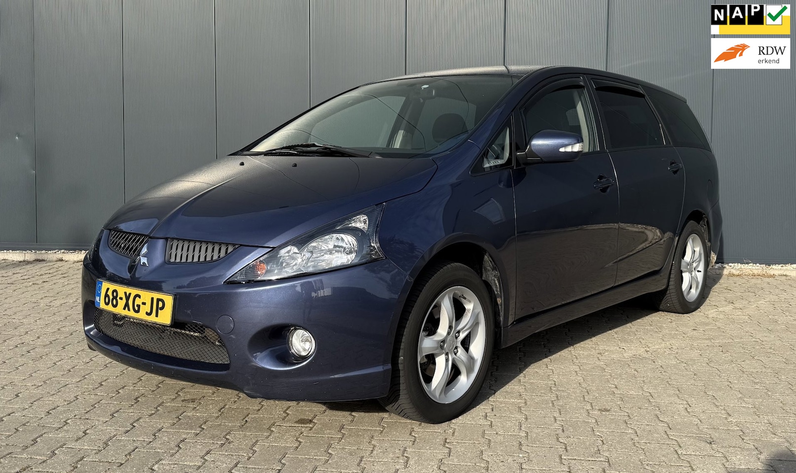 Mitsubishi Grandis - 2.4-16V Intense Airco Cruise Automaat 7 pers. Nieuw APK - AutoWereld.nl
