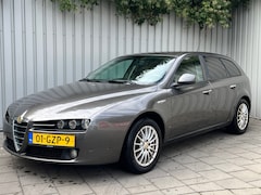 Alfa Romeo 159 Sportwagon - 1.8 mpi Business|Navigatie|Climate Control|