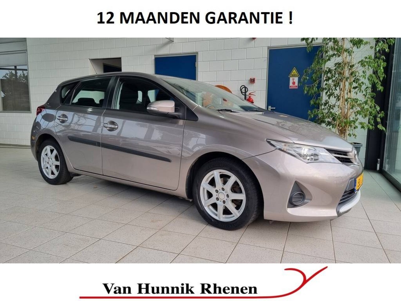 Toyota Auris - 1.3 VVT-i | Climat | LM wielen | P-sensoren | Apple/Android | - AutoWereld.nl