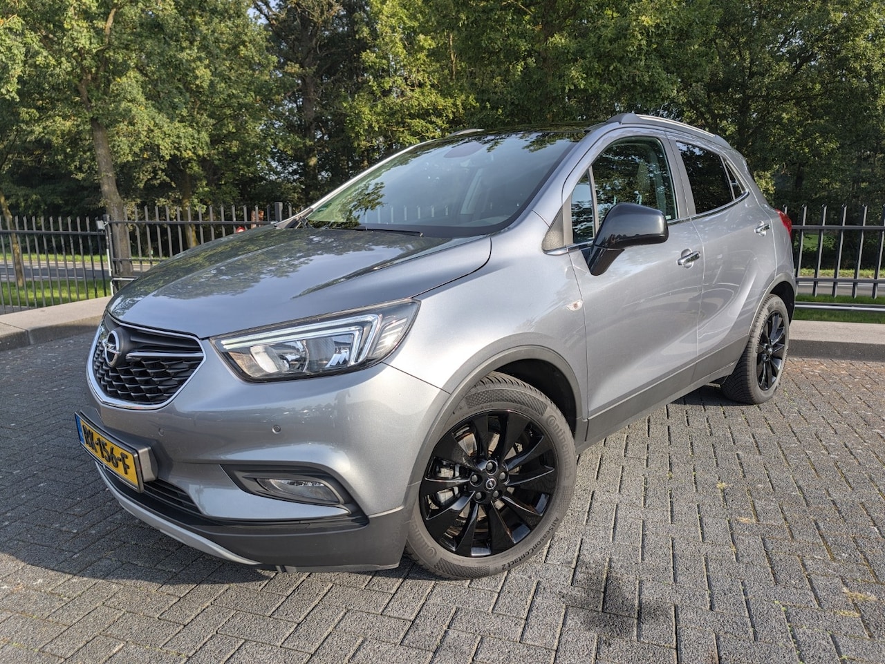 Opel Mokka X - 1.4 Turbo Innovation | Trekhaak | Navi | Camera | LED | 18'' LM | Carplay | 4Seasons | Hal - AutoWereld.nl