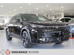 Volkswagen T-Roc - 1.5 eTSI R-Line/PANO/CAMERA/CARPLAY