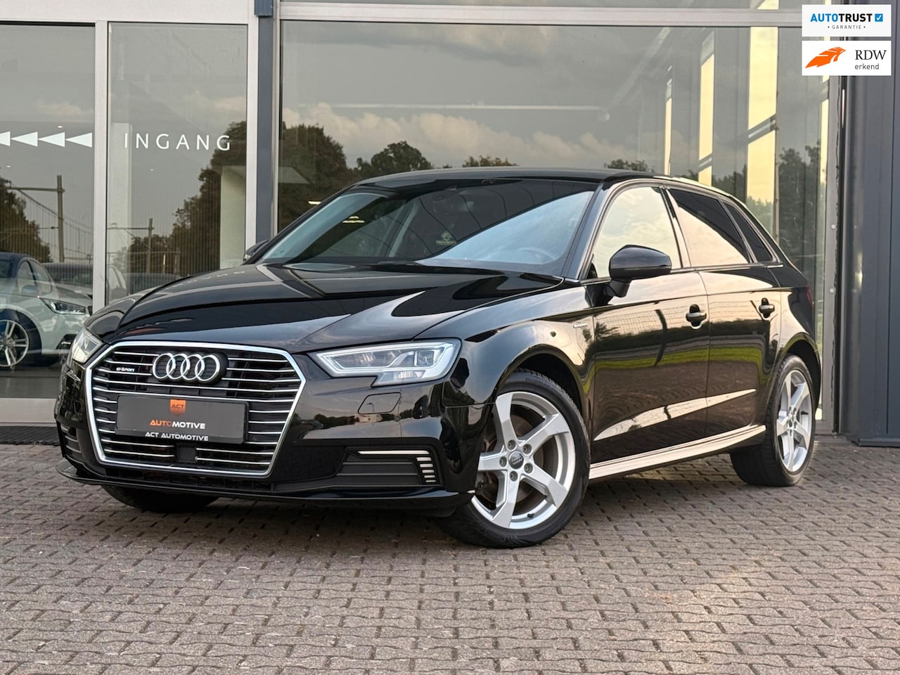 Audi A3 Sportback - 1.4 e-tron Sport Pro Line plus 1.4 e-tron Sport Pro Line plus - AutoWereld.nl