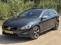 Volvo V60 - 2.4 D6 AWD Plug-in R-Design *LEDER/NAVI
