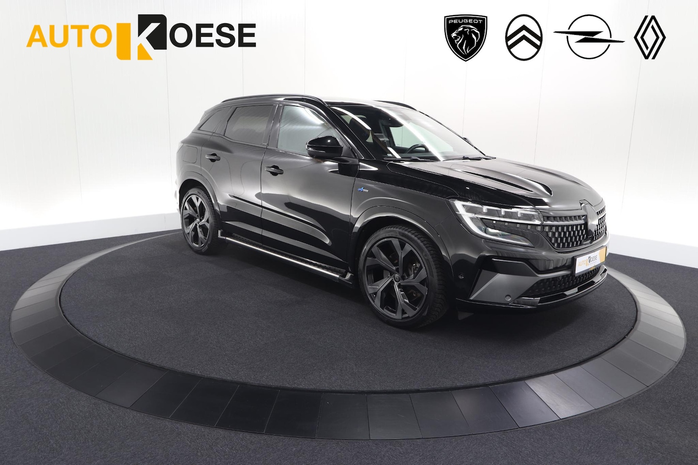 Renault Austral - 1.2 E-Tech full Hybrid 200 Iconic Esprit Alpine | 4 Control | Panoramadak | Trekhaak | Har - AutoWereld.nl