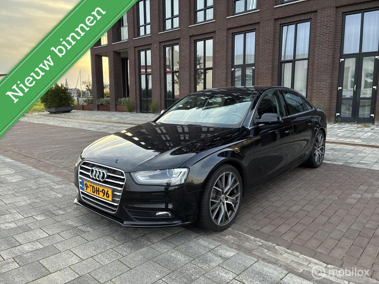Audi A4 Limousine - 1.8 TFSIe Edition S-Line Navi Cruise PDC - AutoWereld.nl