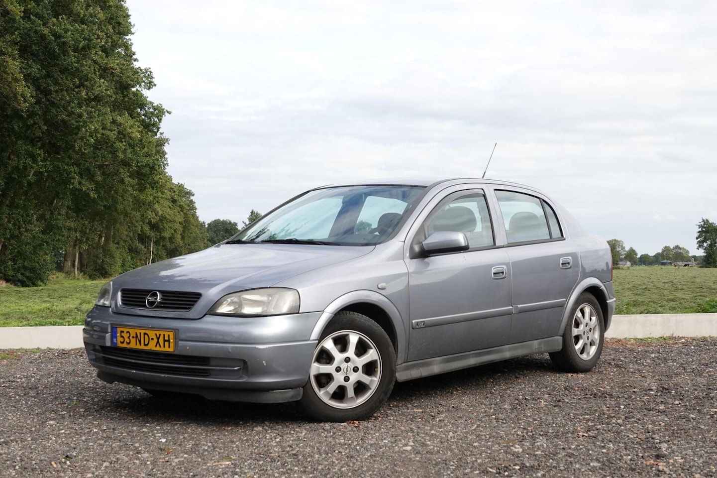 Opel Astra - 1.6 Njoy AUTOMAAT TREKHAAK CRUISE AIRCO - AutoWereld.nl