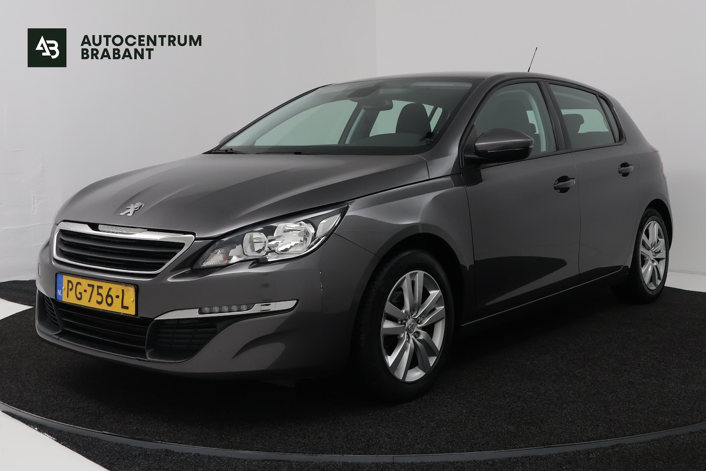 Peugeot 308 - 1.2 PureTech Active (TREKHAAK, CRUISE CONTROL, NAVIGATIE, PARKEERSENSOREN) - AutoWereld.nl