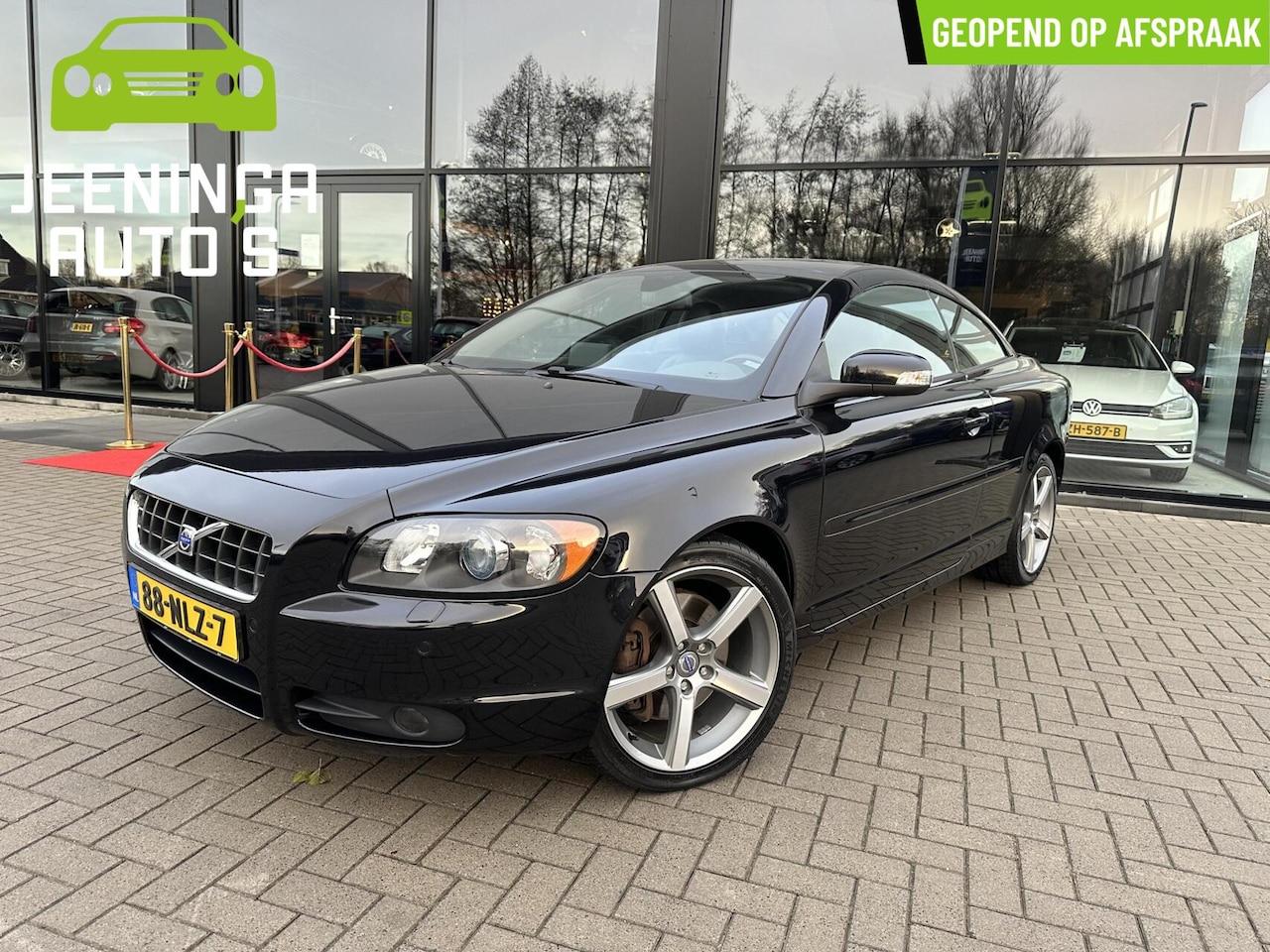 Volvo C70 Convertible - 2.5 T5 Momentum|Stoelverwarming|Navi|Memory|Leer - AutoWereld.nl