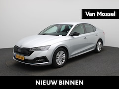Skoda Octavia - 1.0 e-TSI Sport Business | Automaat | Apple Carplay / Android Auto | Stoelverwarming | Par