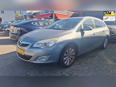 Opel Astra Sports Tourer - 1.4 Turbo Cosmo