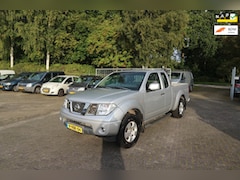 Nissan Navara - 2.5 dCi SE King Cab KOPPELING NIET GOED