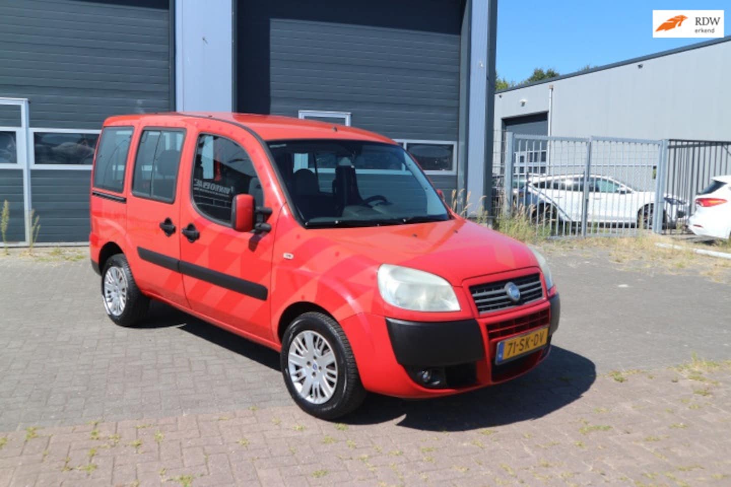 Fiat Doblò - 1.9 JTD Dynamic 1.9 JTD Dynamic - AutoWereld.nl