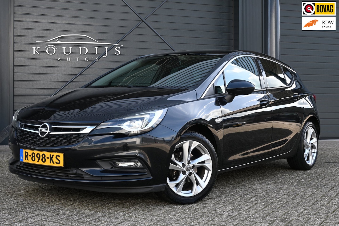Opel Astra - 1.4 Innovation 1.4 Innovation, Camera, PDC V+A, Trekhaak, Volledig onderhouden - AutoWereld.nl