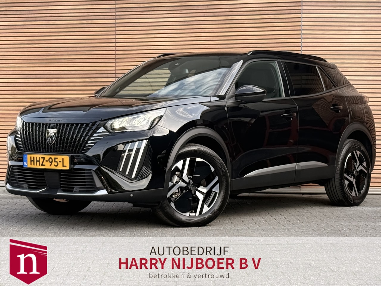 Peugeot 2008 - 1.2 Hybrid 145 Allure 360* Camera / Navi / Carplay / Lm Velgen - AutoWereld.nl