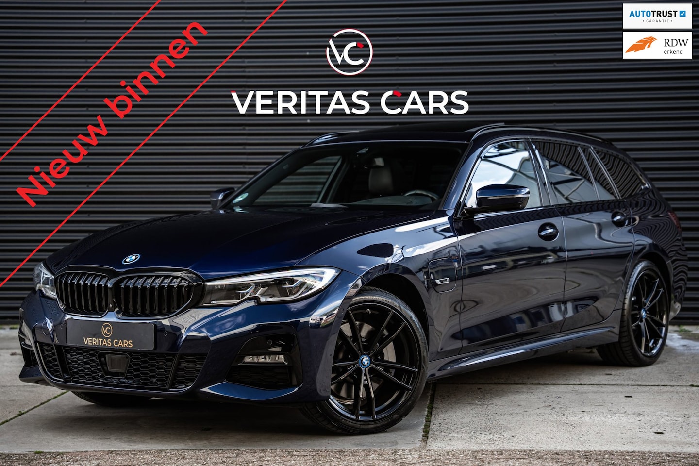 BMW 3-serie Touring - 330e xDrive M-Sport 292PK|Pano|360°|HUD|Drive Mode|Tr.Haak|Sfeer|Keyless|Laser|Digital Key - AutoWereld.nl