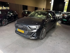 Audi Q3 - 40 TFSI quattro Pro Line S-line|Pano|Camera