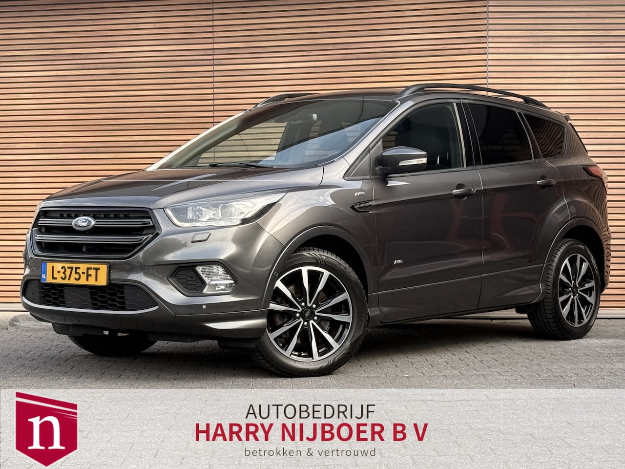 Ford Kuga - 1.5 AWD EcoBoost ST Line Trekhaak / Automaat / Navi / Camera - AutoWereld.nl