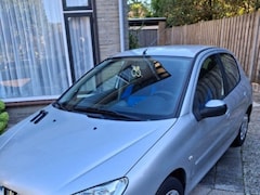 Peugeot 206 - 1.4 Forever NAP/1eEIGENAAR/AIRCO/NETTE AUTO