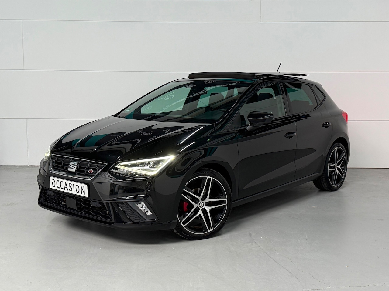 SEAT Ibiza - 1.0 TSI FR Pano LED Beats Cam Keyless GERESERVEERD - AutoWereld.nl