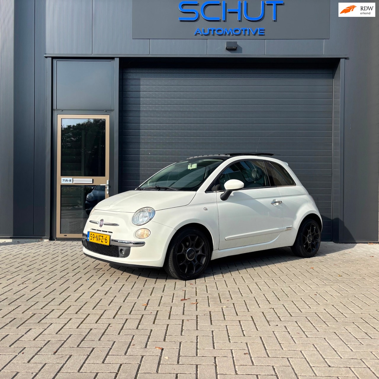 Fiat 500 - 1.2 Lounge AUTOMAAT | PANO | LEER | AIRCO | NL AUTO | APK 09-2027! - AutoWereld.nl