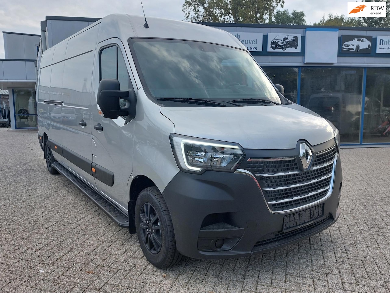 Renault Master - T35 2.3 dCi 150 L3H2 Energy Work Edition T35 2.3 dCi 150 L3H2 Energy Work Edition - AutoWereld.nl