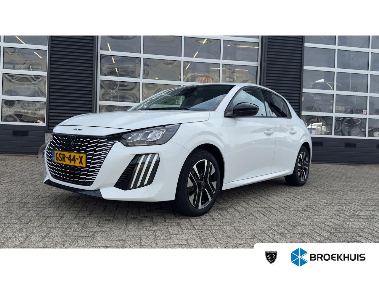Peugeot 208 - Hybrid 100 e-DCS6 Allure | NL auto | Parkeer sensoren voor & achter | Apple Carplay / Andr - AutoWereld.nl