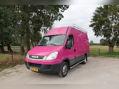Iveco Daily - 40C14V EEV 330 H2 | NAP | Trekhaak 3500KG | Dubbellucht | BTW |