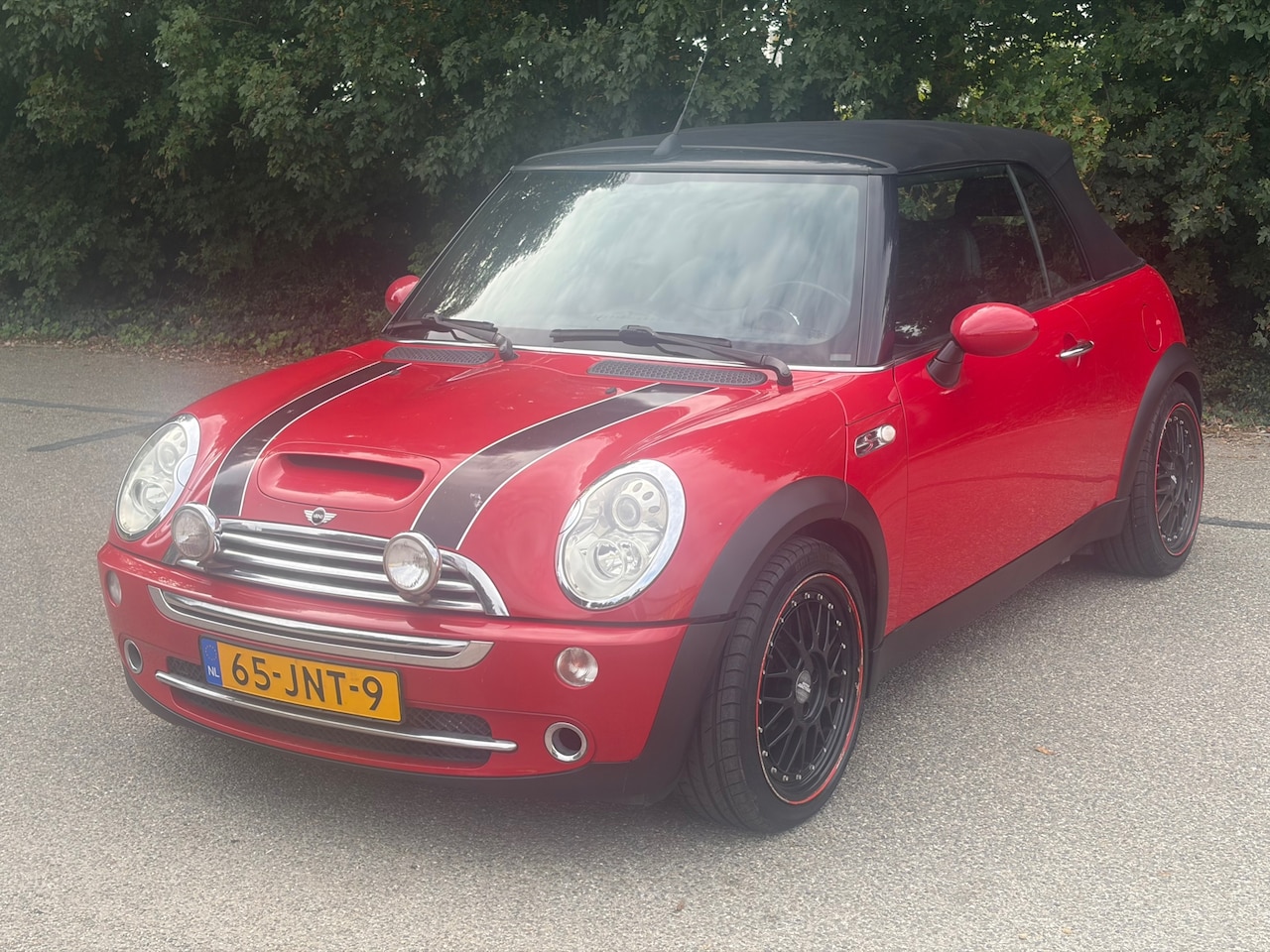 MINI Cabrio - 1.6 Cooper Cabriolet! Airco! 147DKM! Nw Apk! - AutoWereld.nl