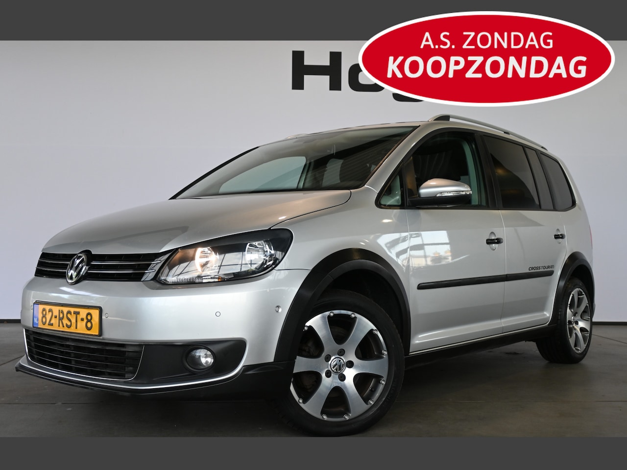Volkswagen Touran Cross - 1.4 TSI Nap! Climate control Trekhaak Cruise control PDC Goed Ondehrouden! Inruil Mogelijk - AutoWereld.nl
