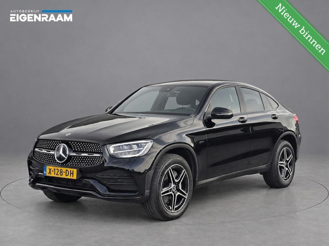 Mercedes-Benz GLC-klasse - 300e 4MATIC Business Solution AMG | Sfeerverlichting | Camera | Stoelverwarming | Rijklaar - AutoWereld.nl