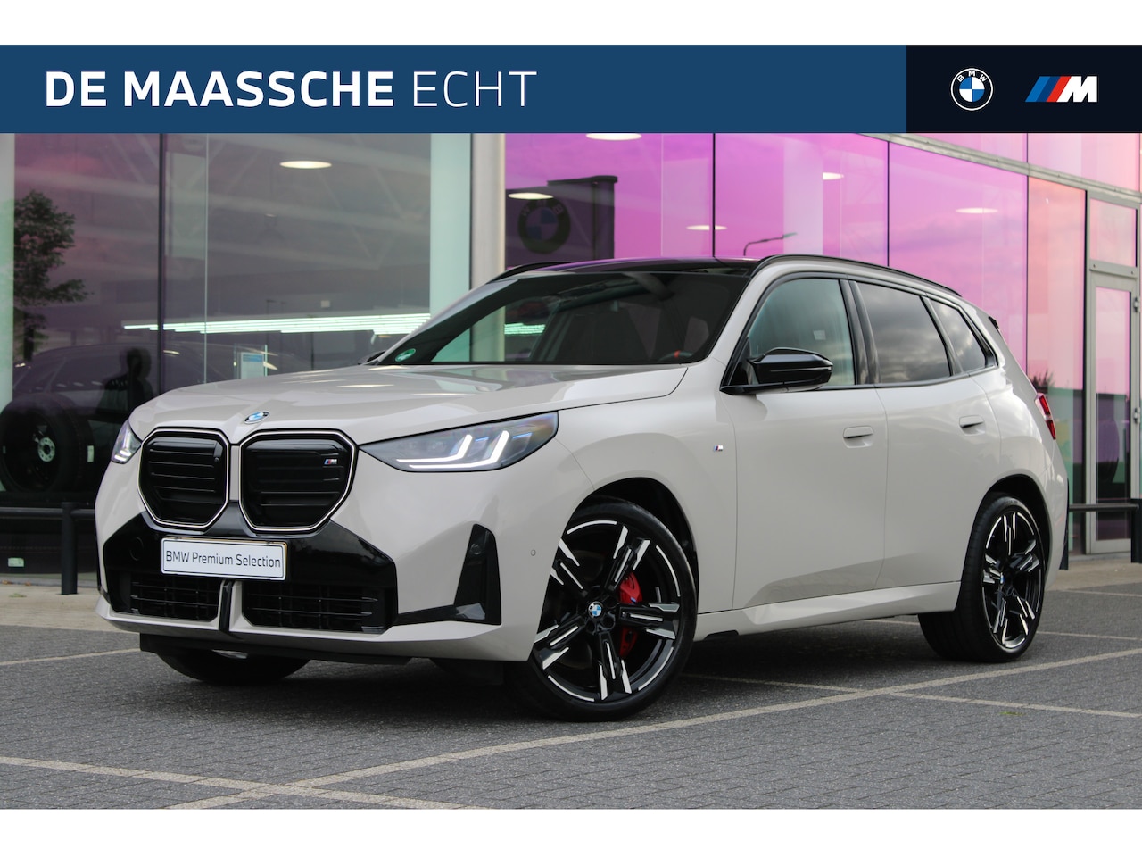 BMW X3 - M50 Automaat / Trekhaak / Panoramadak / Sportstoelen / Comfort Access /  Harman Kardon / A - AutoWereld.nl