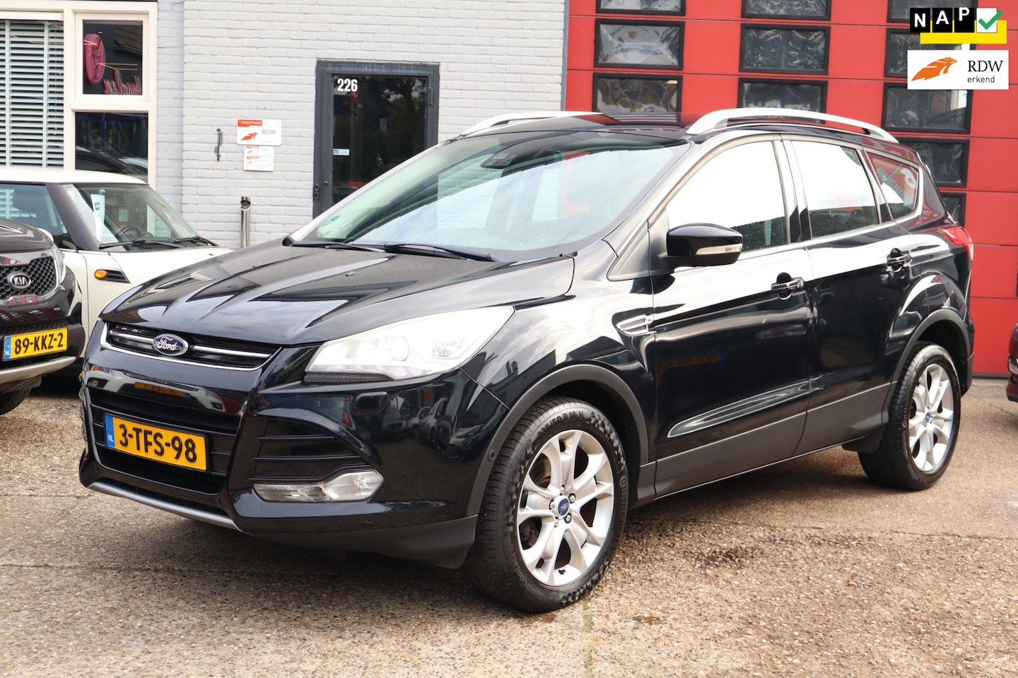 Ford Kuga - 1.6 Titanium 1.6 Titanium, Navi , 1e eig , Camera ,Trekhaak - AutoWereld.nl