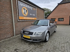 Audi A4 Cabriolet - 2.4 V6 (rechtsgestuurd)