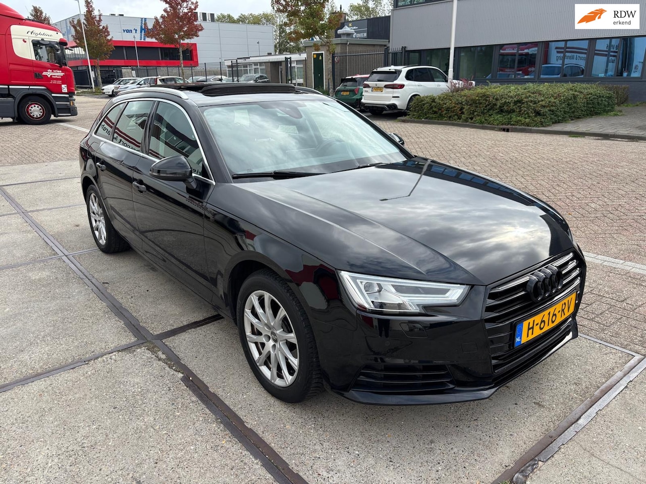 Audi A4 Avant - 2.0 TDI Design Pro Line Plus Pano Digital Dash Nieuwe Riem Service - AutoWereld.nl