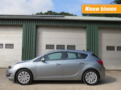 Opel Astra - 1.4 TURBO DESIGN ED