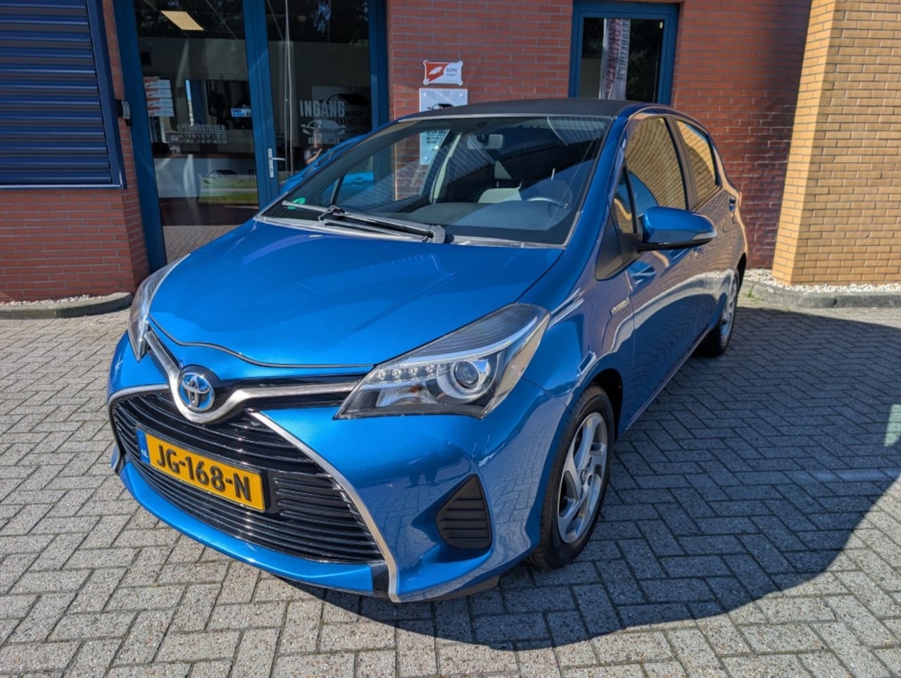 Toyota Yaris - 1.5 HYBRID ASPIRAT.AUTOMAAT, Airco, Achteruitrijcamera, Cruise - AutoWereld.nl