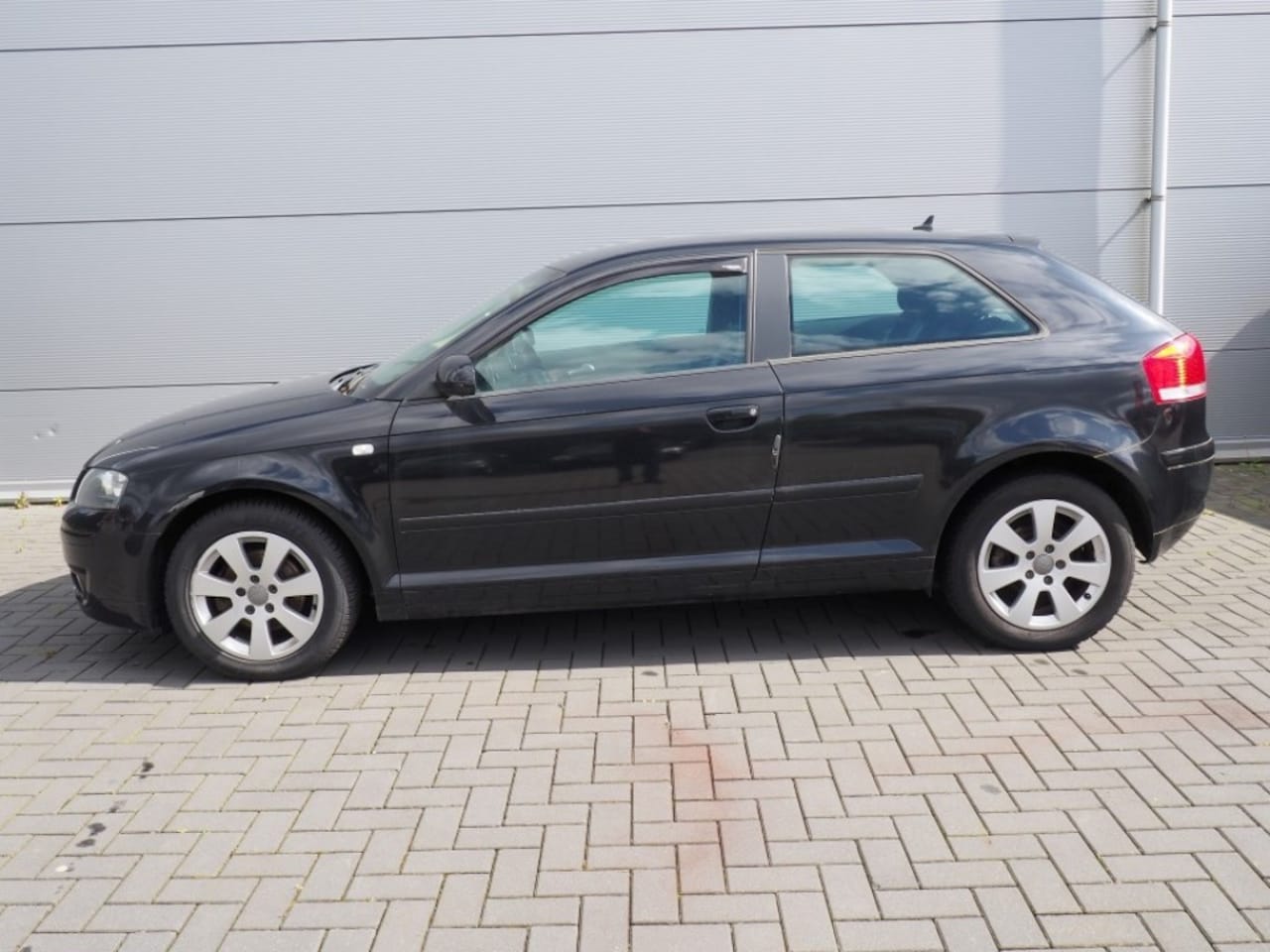 Audi A3 - 1.9 TDI AMBIENTE/ CLIMA / CRUISE CONTROLE / AUDIO - AutoWereld.nl