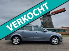Opel Astra Wagon - 1.6 Essentia. AIRCO, CRUISE CONTROLE, TREKAHAAK, DAKDRAGERS