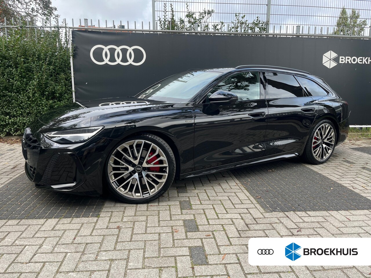 Audi A6 Avant - 2.0 e-hybrid quattro S edition Competition | 270kw | Trekhaak | Bang & Olufsen | Tech-pro - AutoWereld.nl
