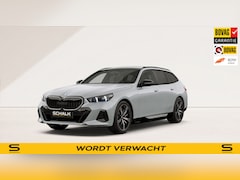 BMW 5-serie Touring - |M-Sport Pro|Pano|B&W|Trekhaak|Fiscaal gunstig