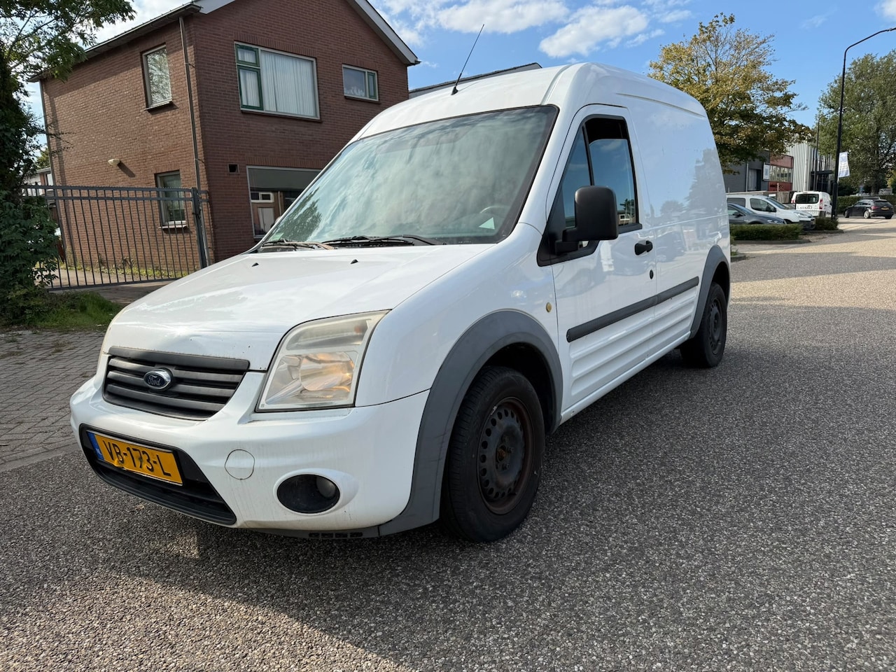 Ford Transit Connect - T230L 1.8 TDCi Trend T230L 1.8 TDCi Trend - AutoWereld.nl