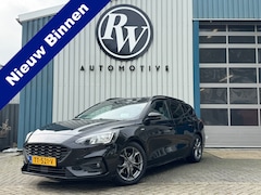 Ford Focus Wagon - 1.5 ST Line Head-up / Applecarplay / Keyless / Lane assit / camera /Adaptive Cruise / Full