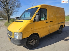 Volkswagen LT 35 - 35A 2.5 TDI Baseline 80 kw/ bj 2005/ 2x zijschuifdeuren/ EXPORT