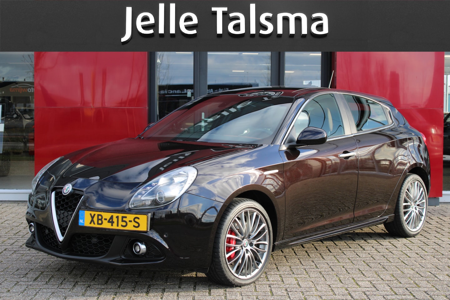 Alfa Romeo Giulietta - 1.4 Turbo MultiAir Super 170pk TCT│18'' velgen│Leer│Clima│Cruise│Navi - AutoWereld.nl