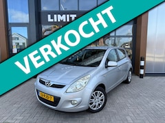 Hyundai i20 - 1.2i Business Edition/Climate/Elek.Ramen/Navi/Nap