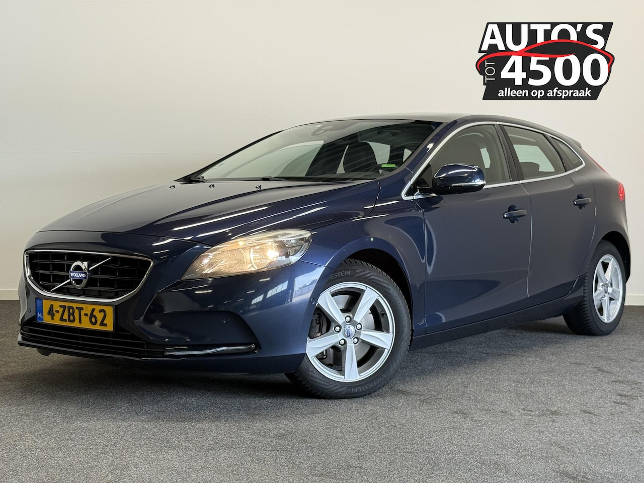 Volvo V40 - 2.0 D4 Ocean Race Business leder! Pano! - AutoWereld.nl
