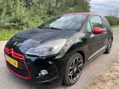 Citroën DS3 - 1.2 PureTech So Red