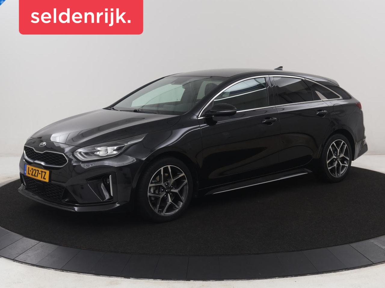 Kia Pro cee'd - 1.0 T-GDI GT-Line | Leder/Alcantara | Stuur/stoel verwarming | Carplay | Virtual Dashboard - AutoWereld.nl