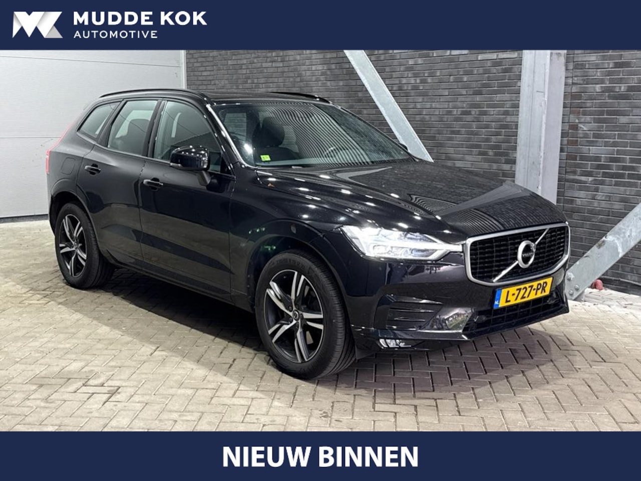 Volvo XC60 - 2.0 B4 R-Design | Harman/Kardon | Panoramadak | Trekhaak | Camera | Stoelverwarming | Verw - AutoWereld.nl